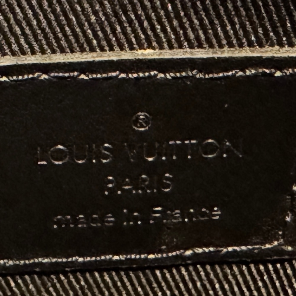 Louis Vuitton Black Steamer Crossbody Wearable Wallet - Picture 11 of 16